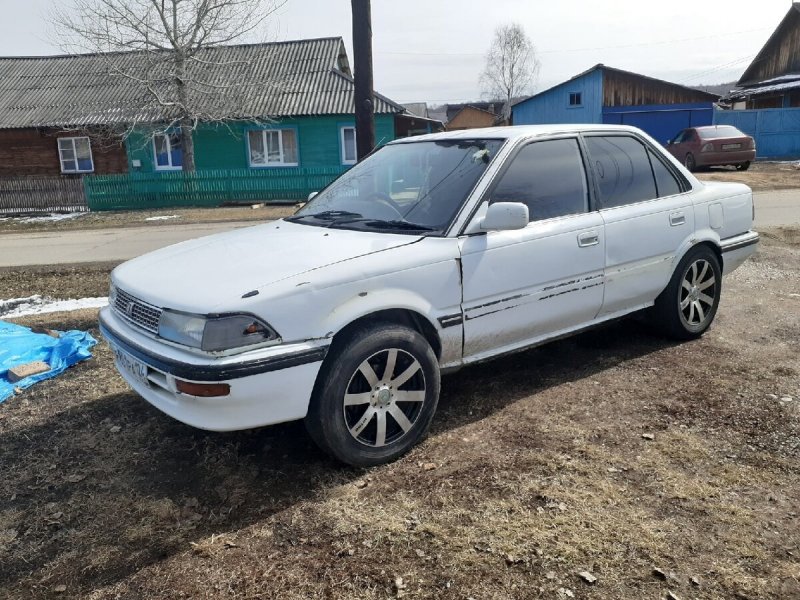 Тойота Королла 1990г
