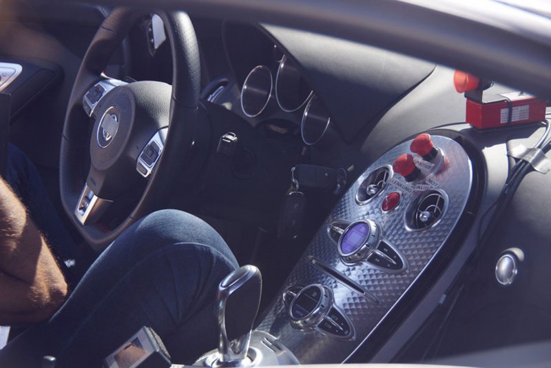 За рулем Bugatti Veyron