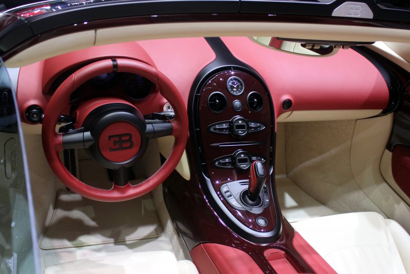 Bugatti Veyron Vitesse la Finale 2015