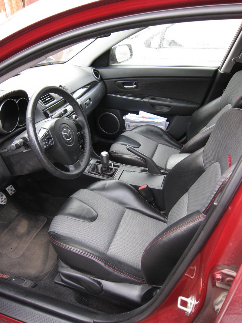 Mazda 3 MPS 2008 салон