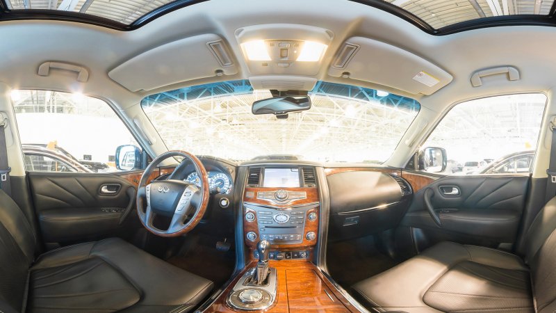 Инфинити джип qx80 салон