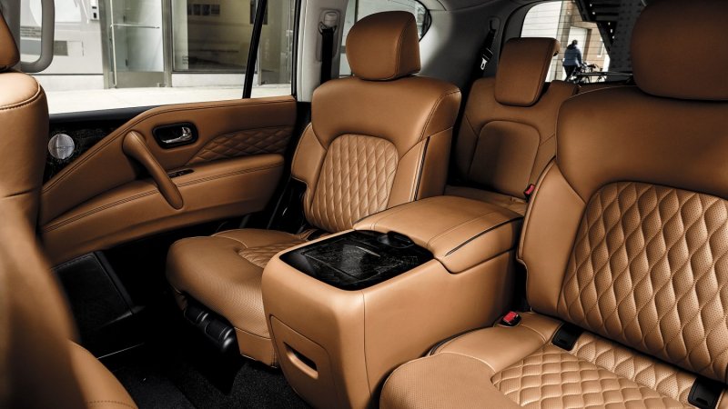 Инфинити qx80 2020 новый салон