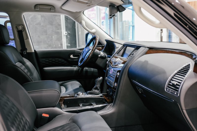 Новый Инфинити qx80 салон