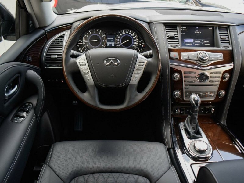 Новый Инфинити qx80 салон