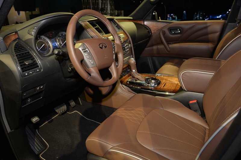 Infiniti qx80 салон