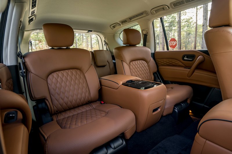 Инфинити qx80 2018 салон