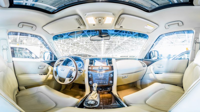 Инфинити qx80 2021 салон