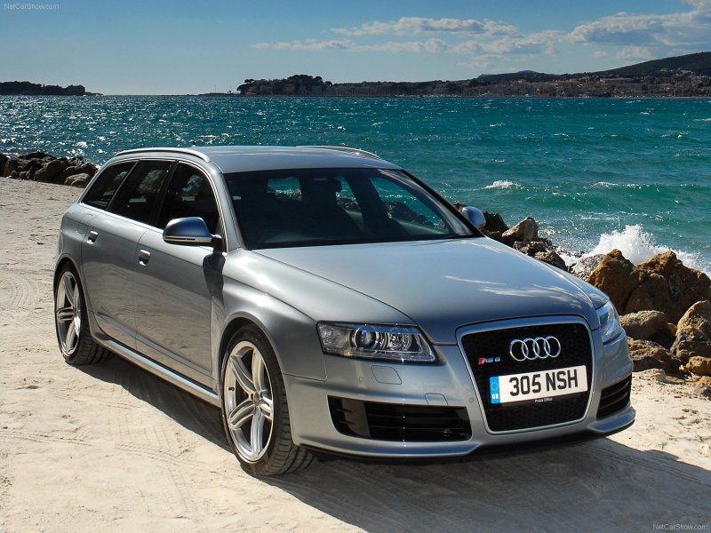 Ауди rs4 avant 2008