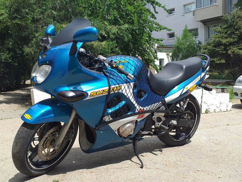 Suzuki GSX 750 F