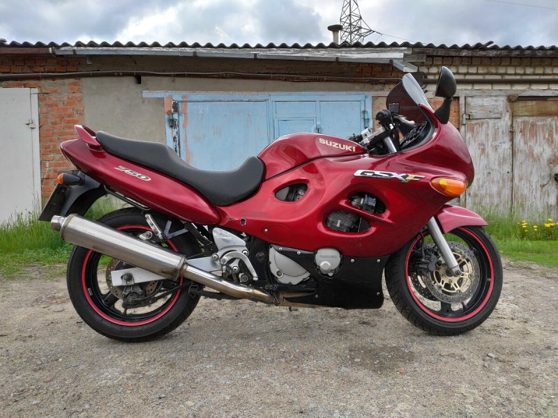 Сузуки катана 750 2004