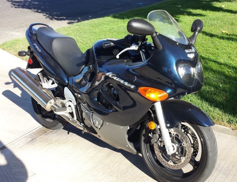 Suzuki Katana 750