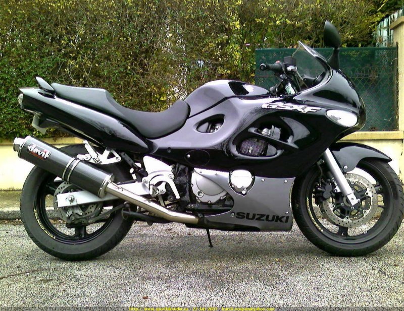 Suzuki Katana 750