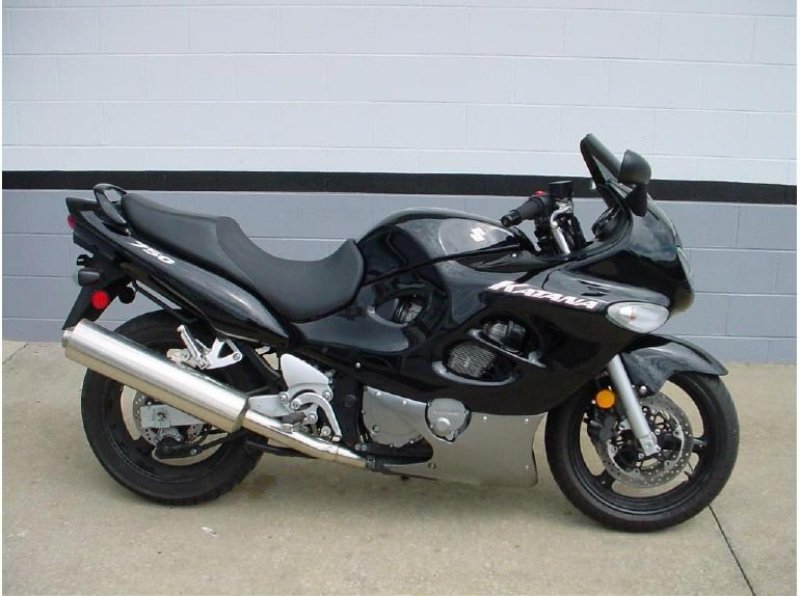 Suzuki Katana 750