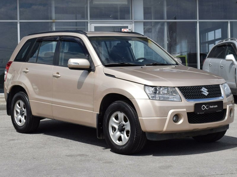 Suzuki Grand Vitara 2