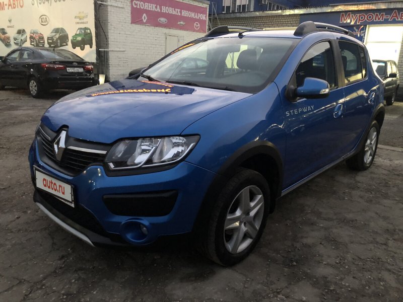 Renault Sandero Stepway голубой