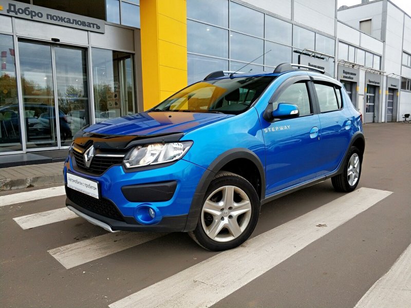 Renault Sandero Stepway синий