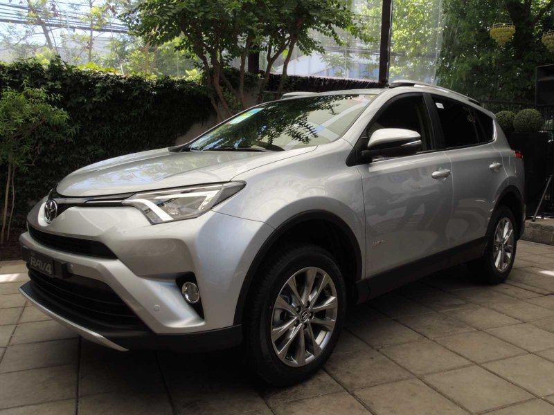 Toyota rav4 2020 красный