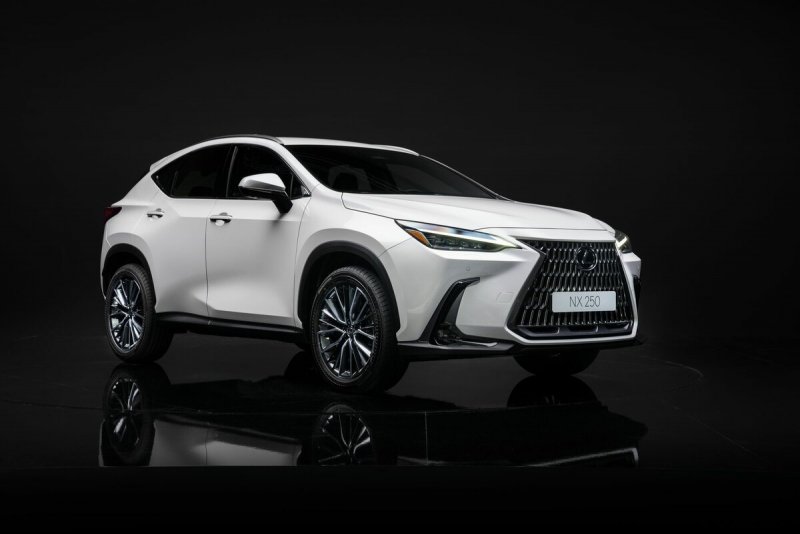 Новый Lexus NX 2021