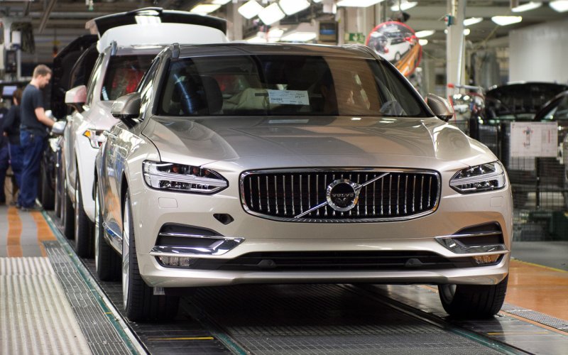 V90 2017