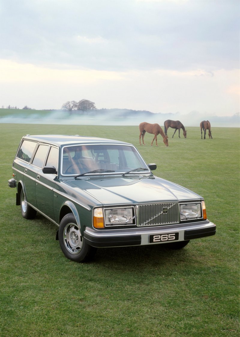 Volvo универсал 265