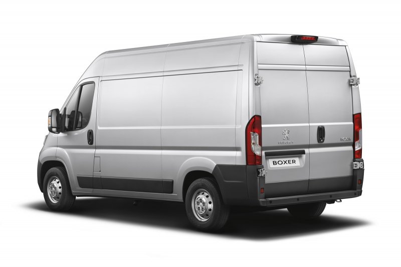 Peugeot Boxer 335 l2h2 ц/м фургон