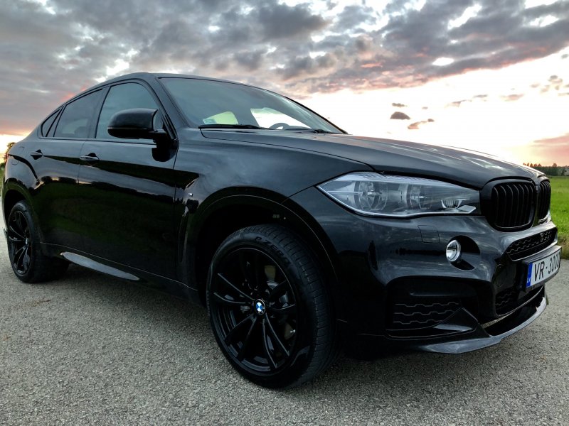 BMW x6m 2017 Black