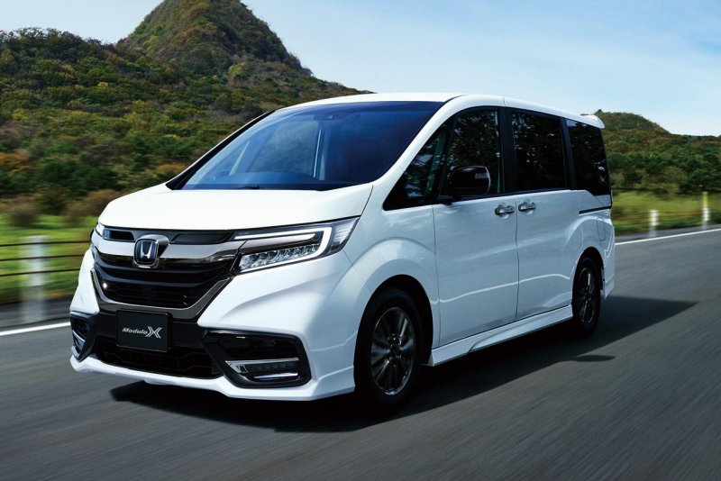 Honda STEPWAGON spada
