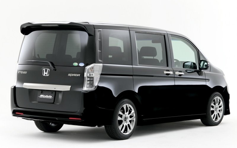 Honda Step Wagon spada