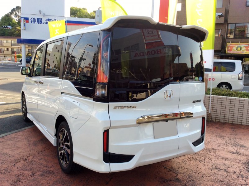 Honda Stepwgn spada 2017