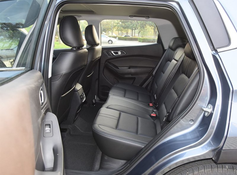Chery Tiggo 4 салон