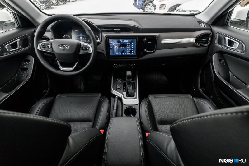 Chery Tiggo 4 2021 салон