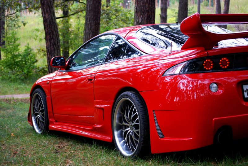 Mitsubishi Eclipse 2