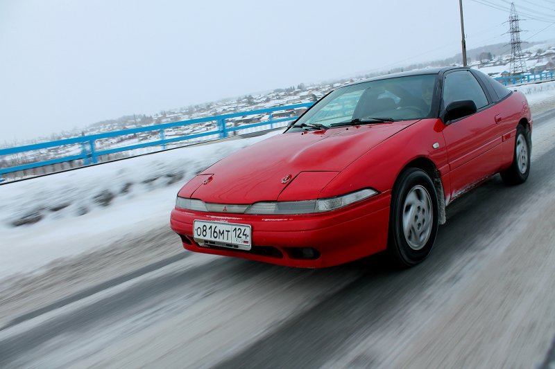 Mitsubishi Eclipse 1 поколение