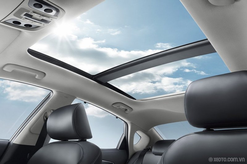 Kia Optima панорамная крыша