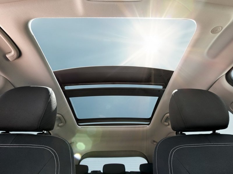 Kia Ceed с панорамной крышей