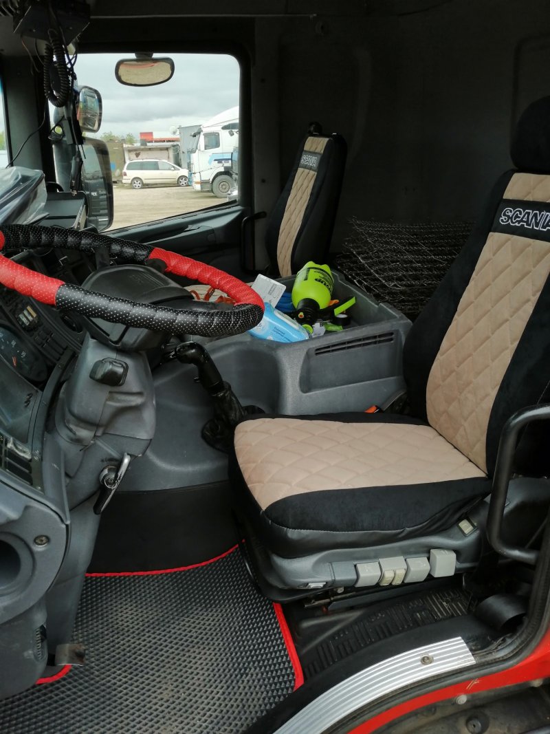 Scania p340 в кабине