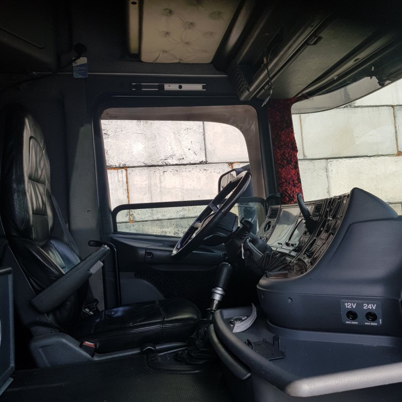 Scania 164 салон