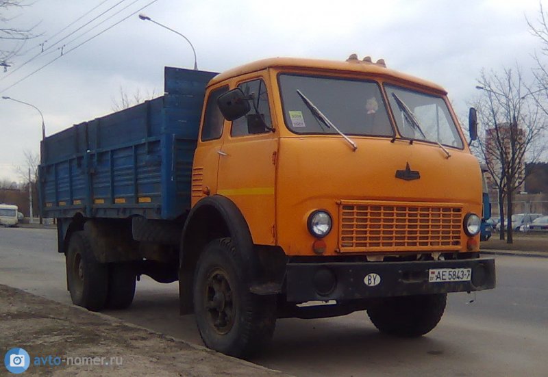 МАЗ 5335 мусоровоз