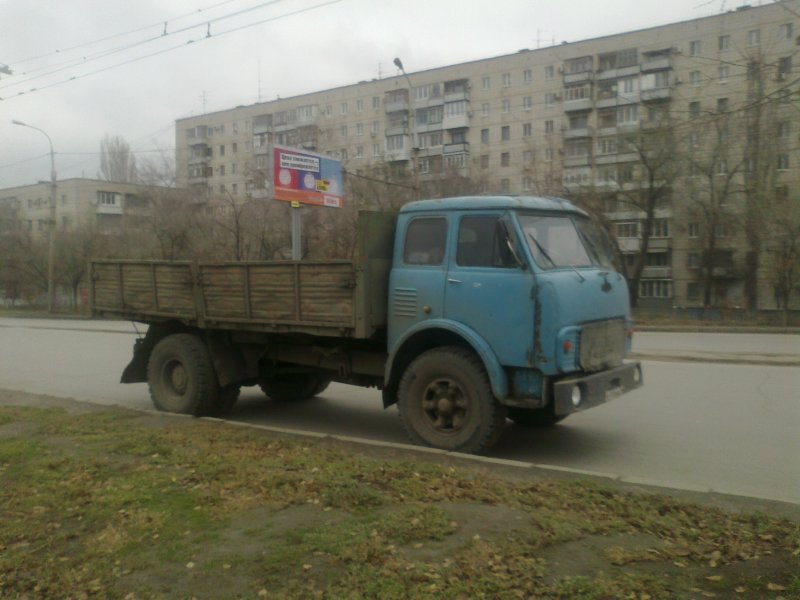 МАЗ 5335 цвет кабины