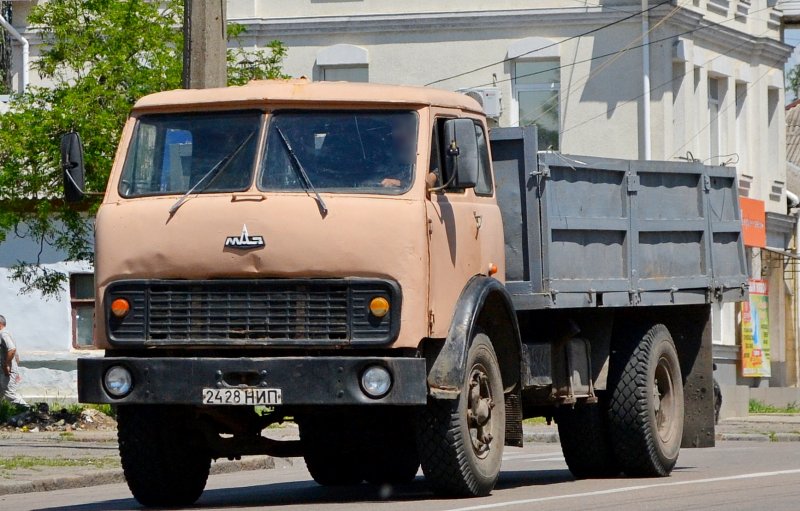 МАЗ 5335 бортовой