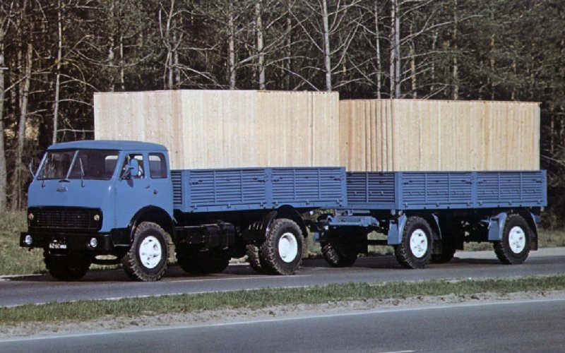 МАЗ 5334 молоковоз наш автопром