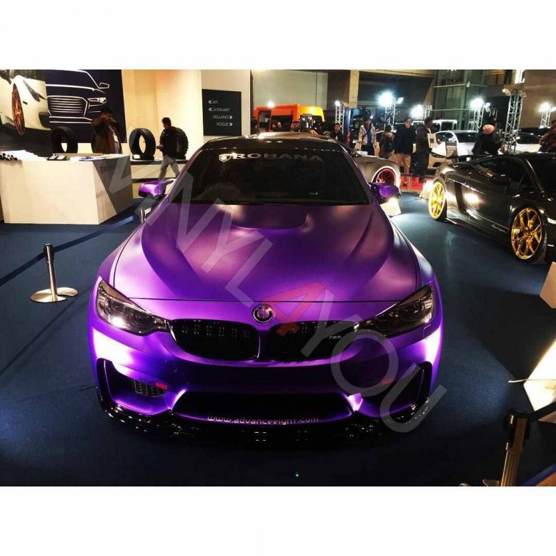 Матовая фиолетовая BMW m5