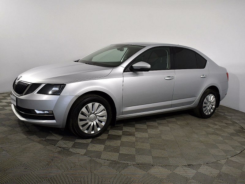 Skoda Octavia a7 серебристый