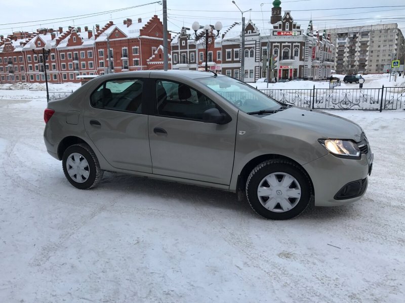 Renault Logan светлый базальт
