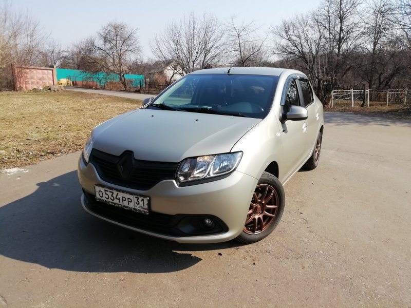 Renault Logan светлый базальт