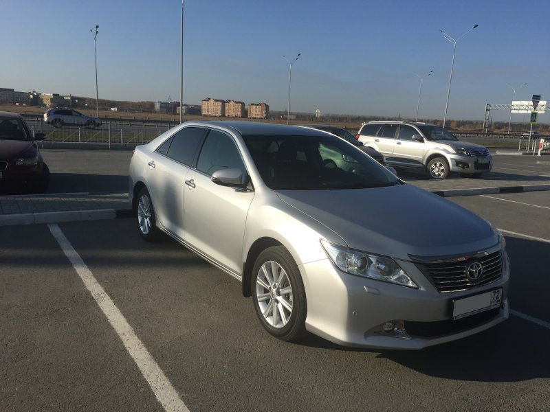 Toyota Camry 50 Silver