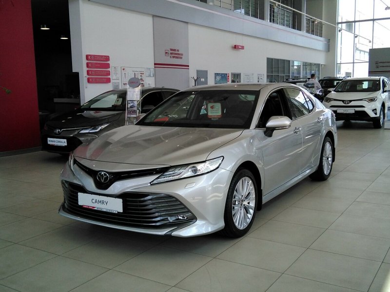 Camry xv70 серебристый металлик