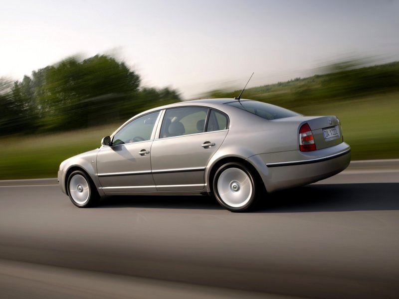 Škoda Superb 1 поколения