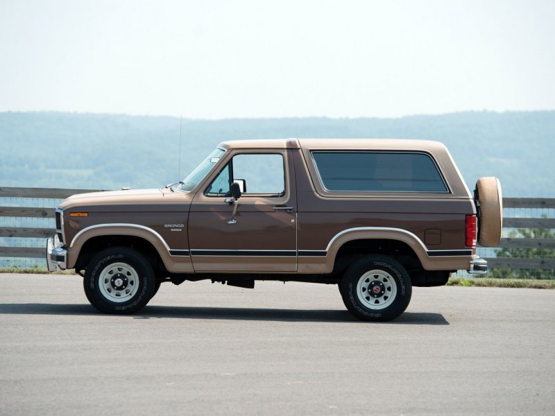 Ford Bronco 68