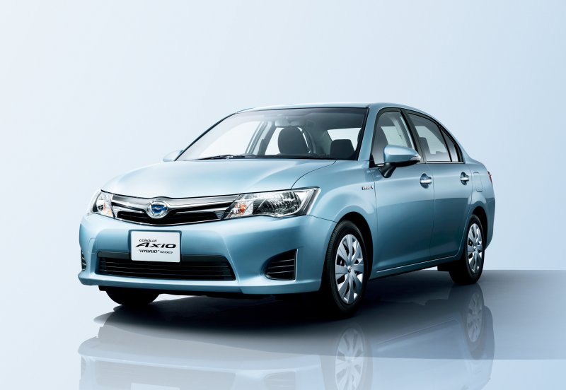 Toyota Axio 2013